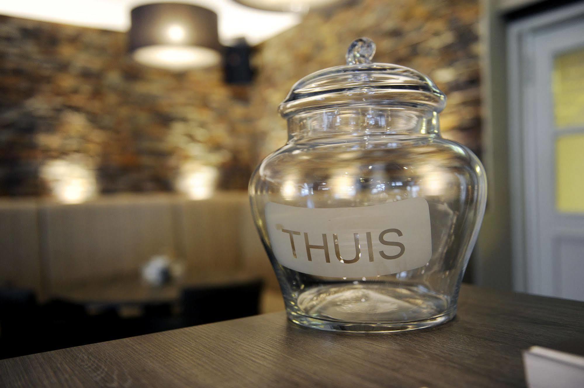 Hotel-Restaurant Thuis! Dinteloord Dış mekan fotoğraf